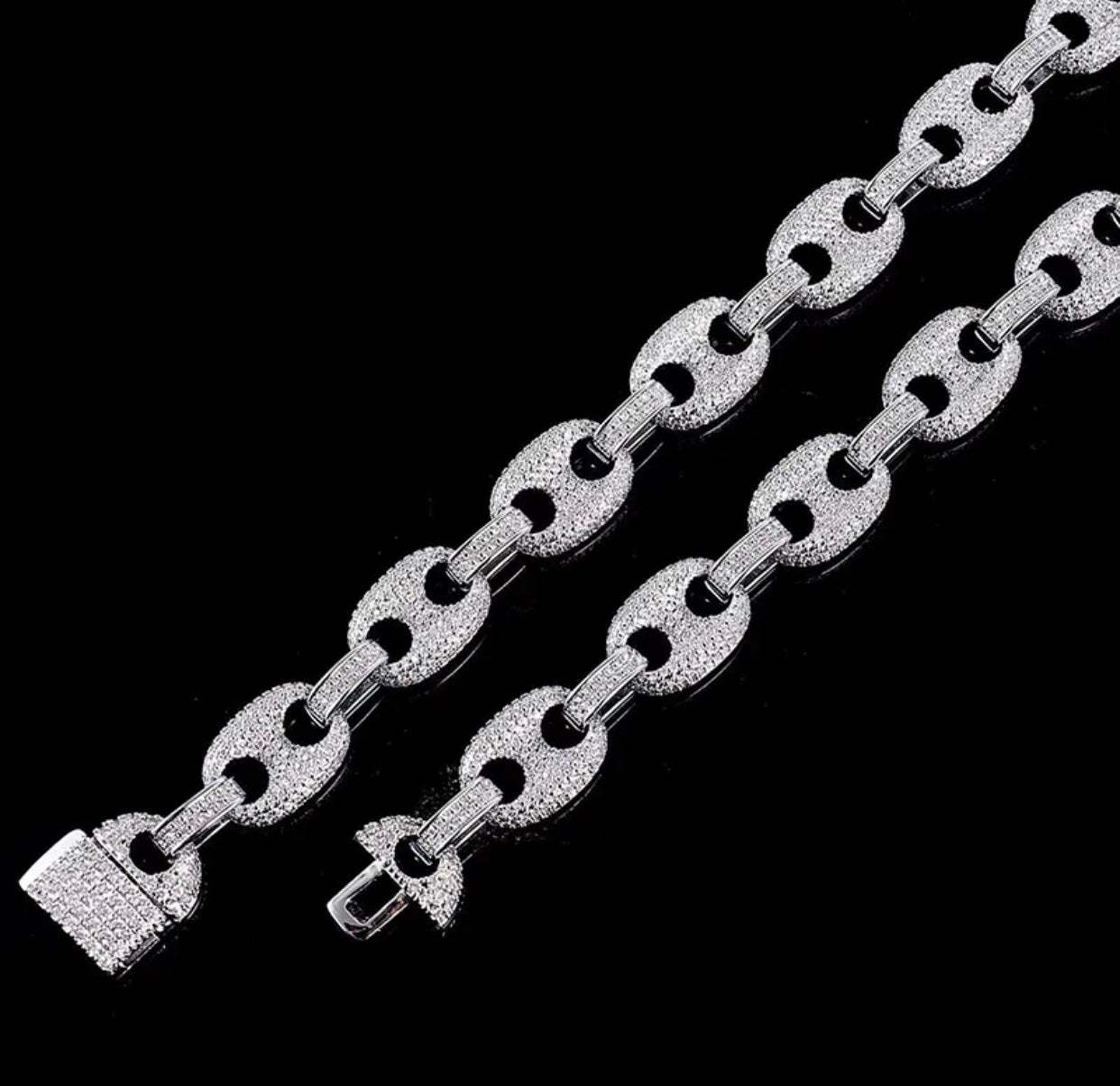 ICED GUUCI LINK NECKLACE (Passes Diamond Tester)