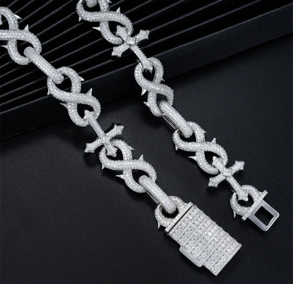 Crucifix Link Chain (Passes the Diamond Tester)