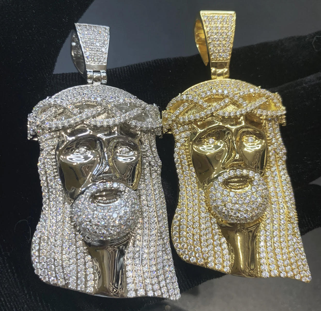 ICED JESUS PENDANT (Passes Diamond Tester)